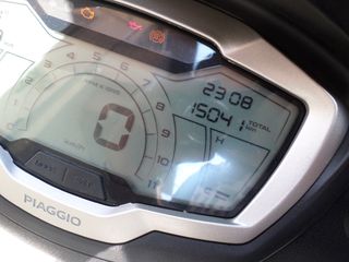 Piaggio Beverly 300 2023 300HPE-thumb-9