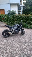 Honda CB 1000 R 2011-thumb-1