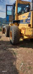 Loader With Tires Komatsu 1992 WA250
