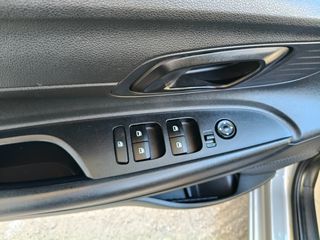 Hyundai i 20 2021 1.200cc 85hp COMFORT-thumb-19