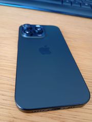Apple iPhone 16 Pro (8/256GB) Black Titanium-thumb-1