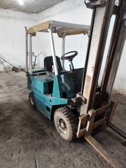 TCM 2000 isuzu-thumb-1