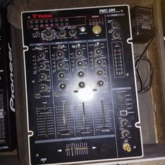 Πλήρες Επαγγελματικό Σύστημα Ήχου & DJ Setup (Ενισχυτής LM800 + Μίκτης Vestax + 4 Ηχεία + Βάσεις)