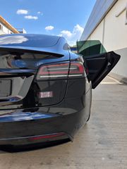 Tesla Model S 2023 plaid-thumb-2