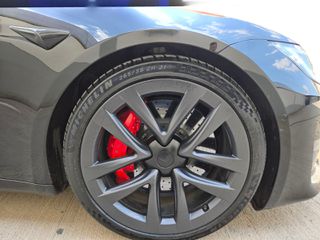 Tesla Model S 2023 plaid-thumb-13