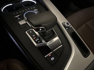 Audi A4 2016 Sedan S line 1.4 TFSI 150HP S TRONIC-thumb-20