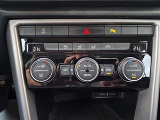 Volkswagen T-Roc 2022 ADVANCE TSI-thumb-28