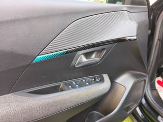 Peugeot 208 2021 1.5 Blue-HDi Style CLIMA LED NAVIGATION-thumb-25