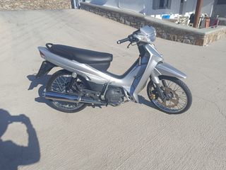 Yamaha Crypton R 2003 4ST