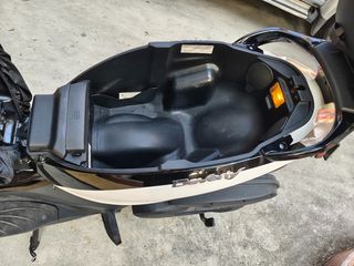 Piaggio Beverly 350 2021 BEVERLY 350 SPORT TOURING-thumb-10