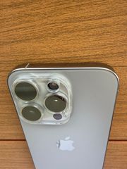 iPhone 16 pro-thumb-6