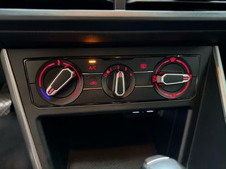 Volkswagen Polo 2020 1.0cc 95hp COMFORTLINE DSG-thumb-21