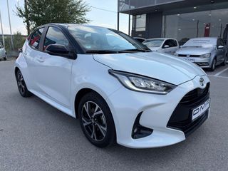 Toyota Yaris 2024 BI-TONE HYBRID 1.5cc 125hp FULL EXTRA!-thumb-9