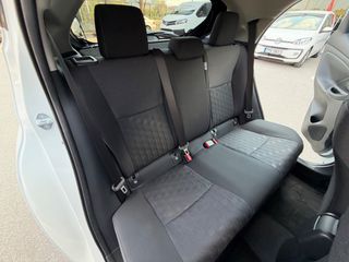 Toyota Yaris 2024 BI-TONE HYBRID 1.5cc 125hp FULL EXTRA!-thumb-43