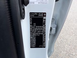 Toyota Yaris 2024 BI-TONE HYBRID 1.5cc 125hp FULL EXTRA!-thumb-44