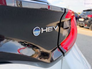 Toyota Yaris 2024 BI-TONE HYBRID 1.5cc 125hp FULL EXTRA!-thumb-20