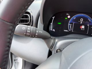 Toyota Yaris 2024 BI-TONE HYBRID 1.5cc 125hp FULL EXTRA!-thumb-30