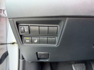 Toyota Yaris 2024 BI-TONE HYBRID 1.5cc 125hp FULL EXTRA!-thumb-33