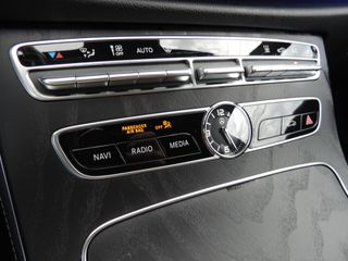Mercedes-Benz E 300 2019 E 300 de-Τ/Plug-in Hybrid/"Avantgarde"-Full Extra- Άριστο!-thumb-50