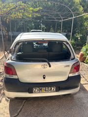 Toyota Yaris 2001 1000CC