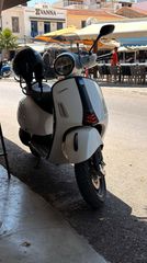 Vespa GTS 300 2023 GTS 300-thumb-2