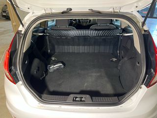 Ford Focus 2017-thumb-6