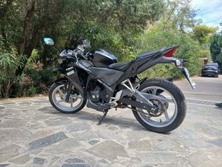 Honda CBR250R 2011-thumb-2