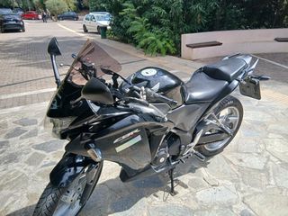 Honda CBR250R 2011-thumb-5