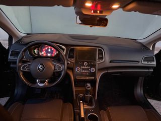 Renault Megane 2016-thumb-7