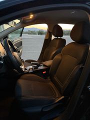 Renault Megane 2016-thumb-11