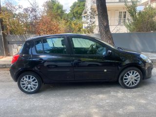 Renault Clio 2006-thumb-1
