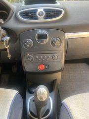 Renault Clio 2006-thumb-8