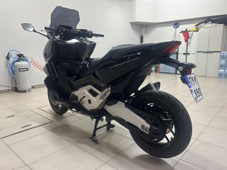 Honda Forza 750 2021 Scooter-thumb-6