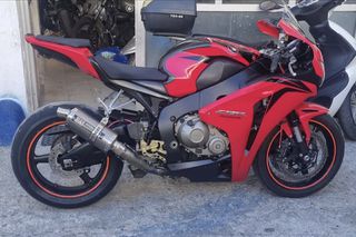 Honda CBR 1000 2009-thumb-2