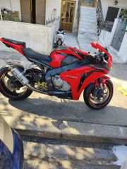 Honda CBR 1000 2009-thumb-3