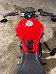 Ducati Monster 821 2015-thumb-2