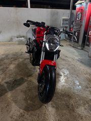 Ducati Monster 821 2015-thumb-6