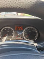 Dacia Duster 2013-thumb-4