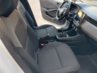 Renault Clio 2022-thumb-23