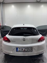 Volkswagen Scirocco 2010 1.4 TSI 160 HP