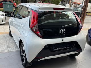Toyota Aygo 2021 X-Play Sport-thumb-6