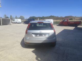 Ford Fiesta 2005-thumb-5