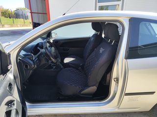 Ford Fiesta 2005-thumb-7