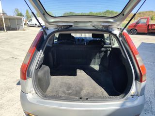 Ford Fiesta 2005-thumb-13