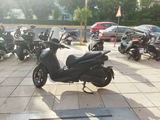 Piaggio Beverly 400 2021 Σε άριστη κατάσταση με βιβλίο συντήρησης