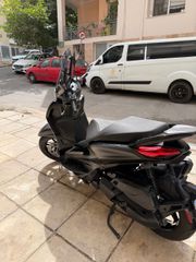 Piaggio Beverly 400 2023-thumb-8