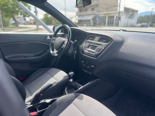 Hyundai i 20 2018-thumb-15