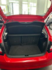 Skoda Fabia 2016-thumb-5
