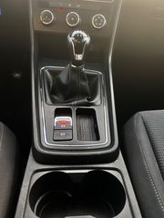 Seat Leon 2019-thumb-12