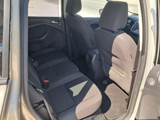 Ford C-Max 2016-thumb-26